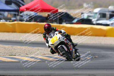 media/Apr-10-2022-SoCal Trackdays (Sun) [[f104b12566]]/Turn 2 (1135am)/